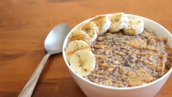 Peanut butter banana oatmeal